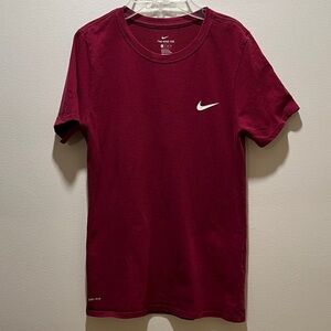 Nike Men's Burgundy Short Sleeve Tee